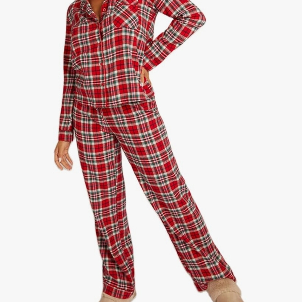 Aria Red Plaid Women's Pajama Set